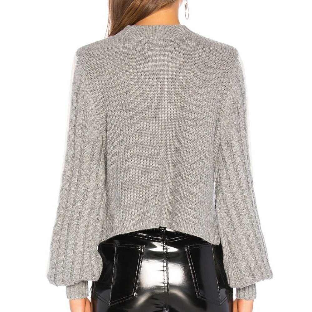 Marled x Olivia Culpo | EUC Intarsia Cable Sweater Gray/Ivory Size Large - Picture 9 of 9